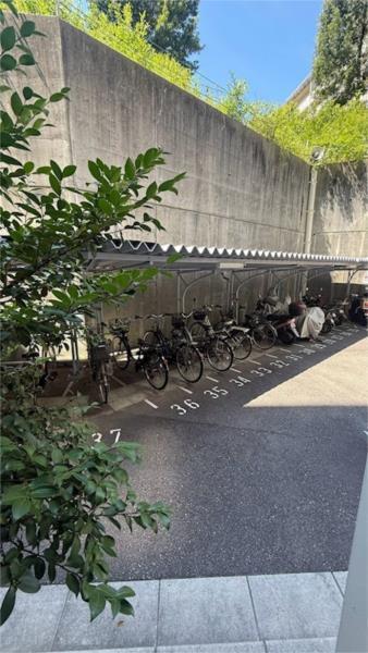 パレス朝霧ヶ丘 その他
