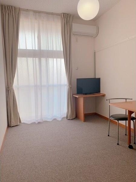 レオパレスエル・ガルテン 部屋画像