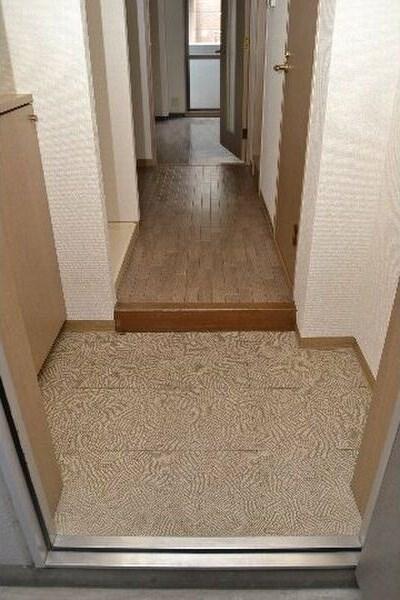 ジョリーアビタ白峰 玄関