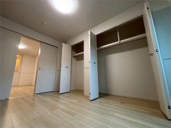 シャインII 収納