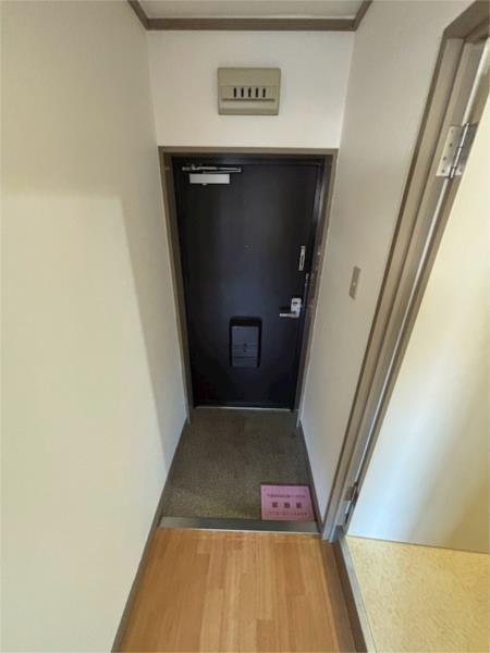 大町マンション 玄関