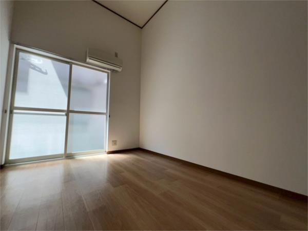 プチグレイス塚口弐番館 リビング
