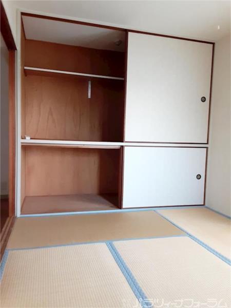 パラツィーナ立花 収納