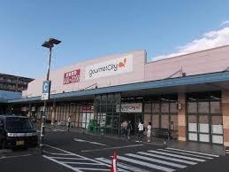 ｻﾞ･ﾀﾞｲｿｰ ｸﾞﾙﾒｼﾃｨ小束山店：165m