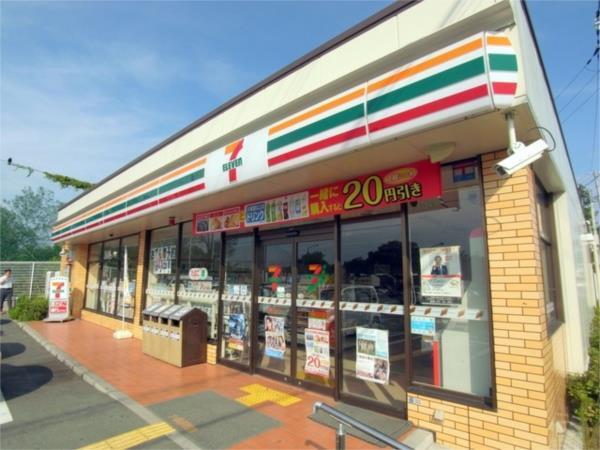 ｾﾌﾞﾝｲﾚﾌﾞﾝ 神戸高丸ｲﾝﾀｰ店：574m
