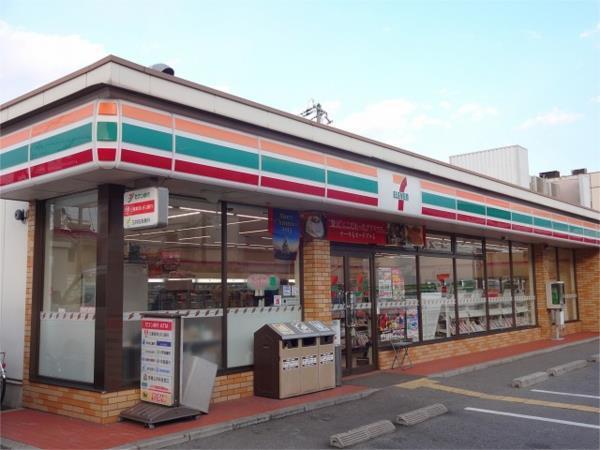 ｾﾌﾞﾝｲﾚﾌﾞﾝ 神戸竜が岡店：2736m