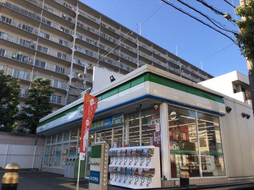 ファミリーマート 西淀川佃三丁目店：1334m