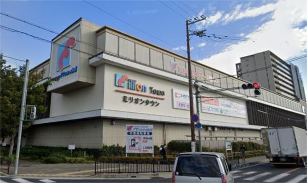 万代 塚口店：442m