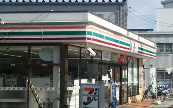 セブンイレブン阪神大物駅南店：505m