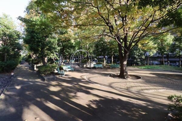 マイシティおおさか 開発公園：1419m