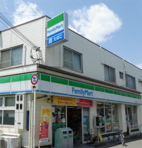 ファミリーマート 出来島二丁目店：245m