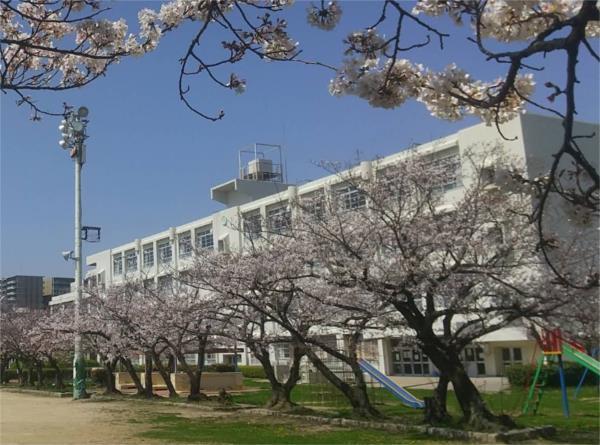尼崎市立清和小学校：714m