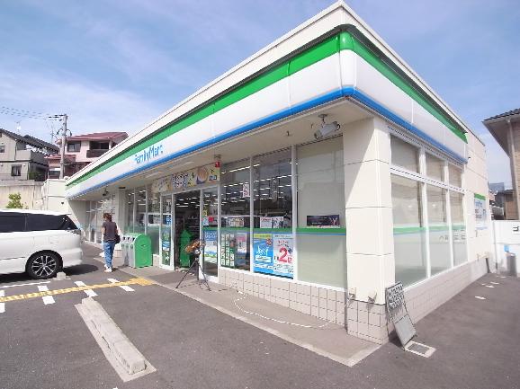 ﾌｧﾐﾘｰﾏｰﾄ 白水一丁目店：850m