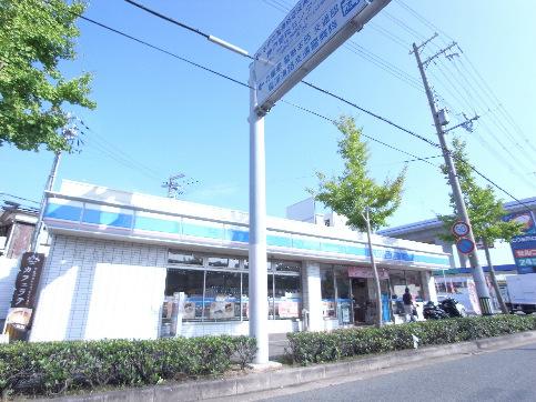 ﾛｰｿﾝ 垂水あじさい公園前店：818m