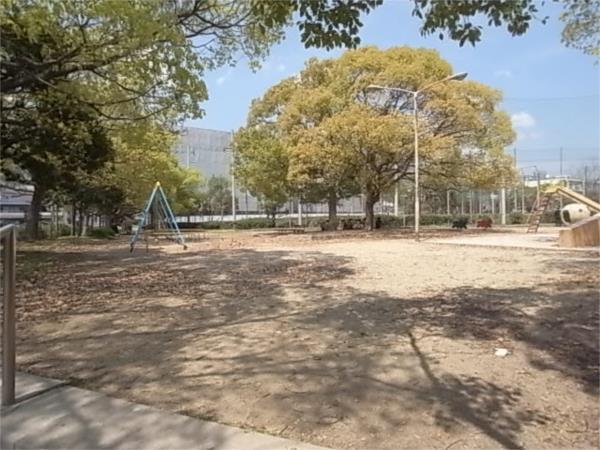 大和公園：266m