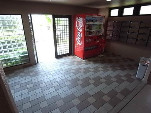 ウエストハイライズ エントランス