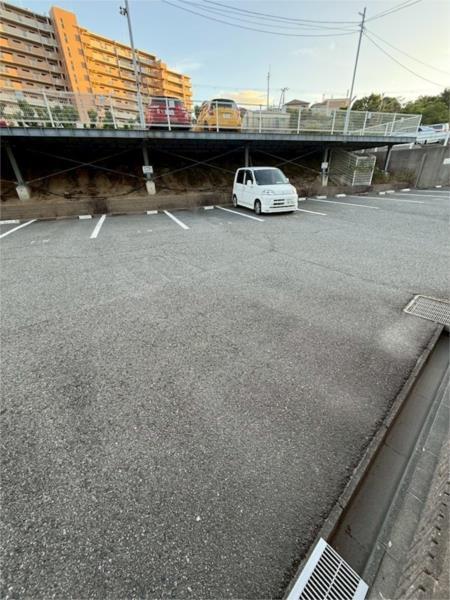 ソフィットクラブ 駐車場
