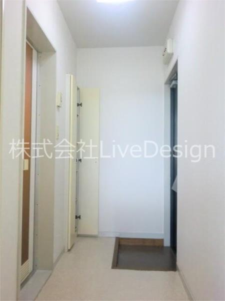 コリーヌ塩屋 エントランス