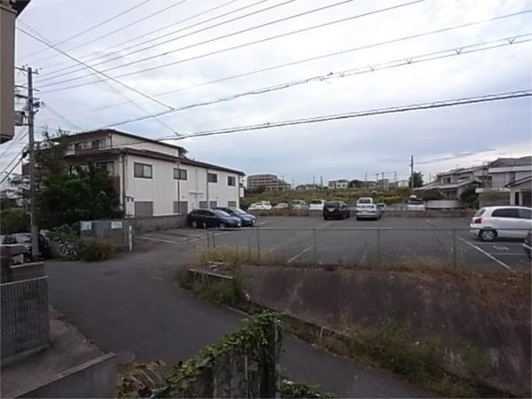 ヒルサイドテラス垂水 駐車場