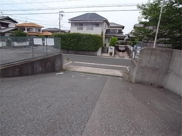 ブルーシャイン桃山 エントランス