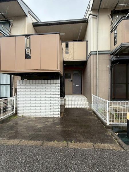 エステート塩屋山手B棟 エントランス