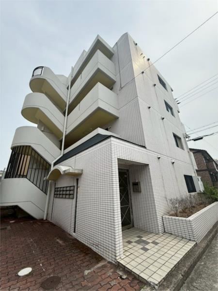 垂水ハウス一番館 エントランス