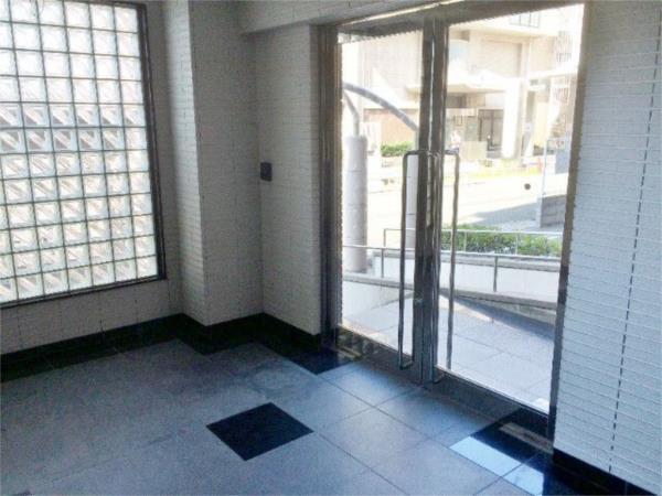シャトル瑞穂 エントランス