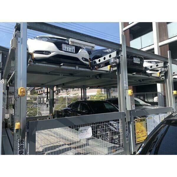 リーガランド塚口 駐車場