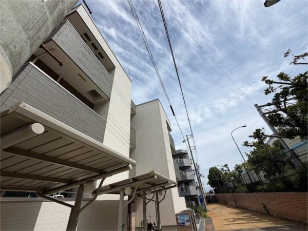 フジパレス西本町V番館 外観