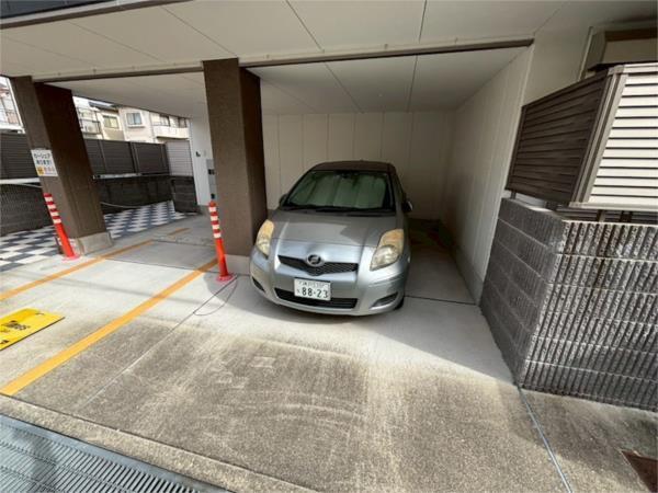 パークハウス大井戸 駐車場
