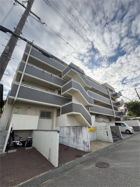 ゴールドクレスト垂水 外観