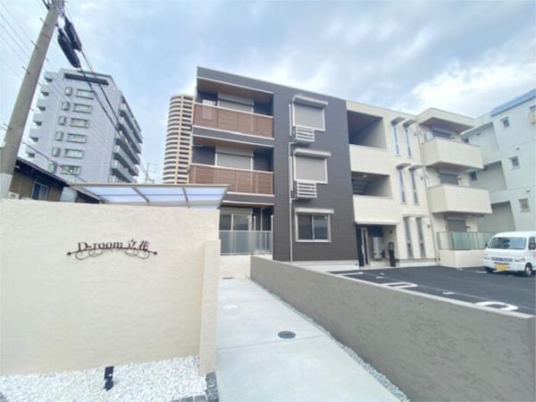 D-room立花 駐車場