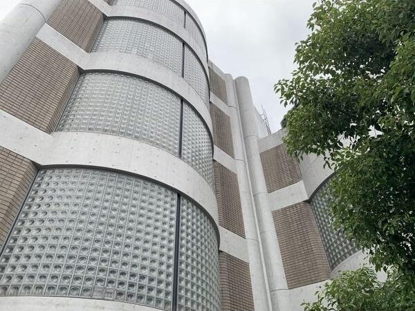 O・Jフィールド 外観