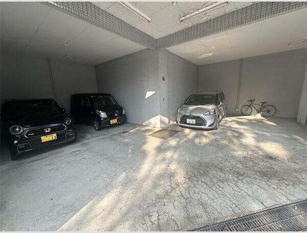 メインステージ武庫川 駐車場