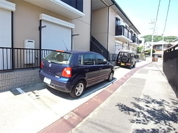 カーム須磨 駐車場