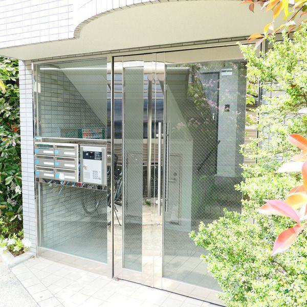 パラシオ桜ヶ丘 エントランス