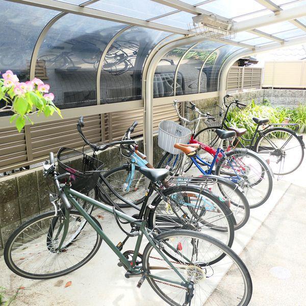パラシオ桜ヶ丘 駐車場