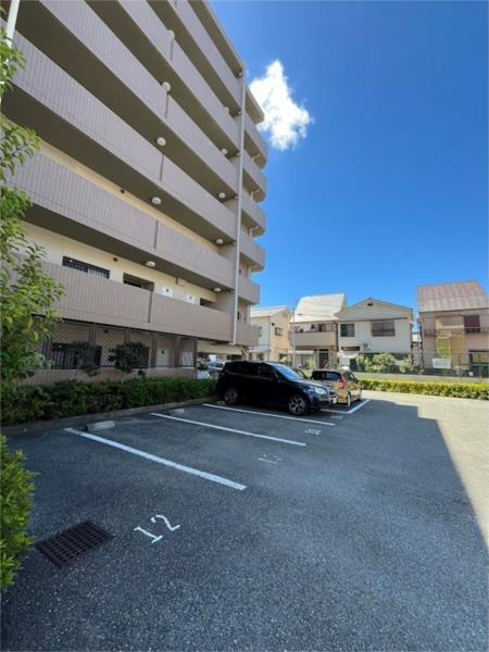 サザンフィールド 駐車場