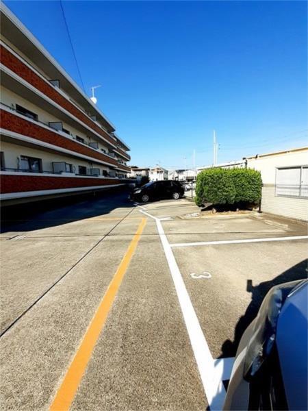 カサグランデ藤江 駐車場