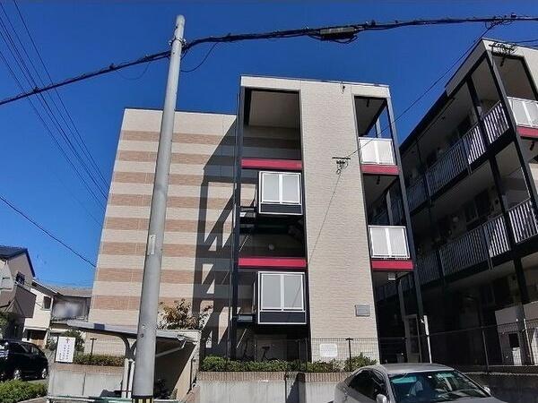 レオパレスカサグランデII 外観