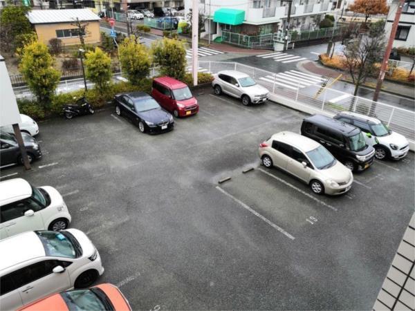 プレミールソシア 駐車場
