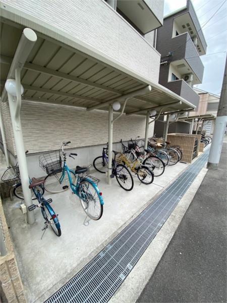 フジパレス阪急園田駅東II番館 駐車場