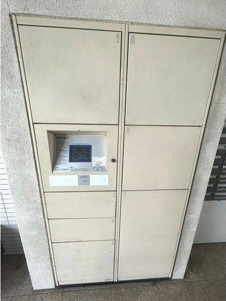 エスリード大阪シティーウエスト ロビー