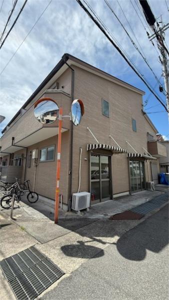 Pista魚住町 エントランス