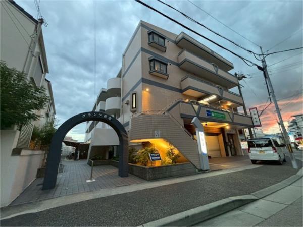 グランツ垂水 エントランス