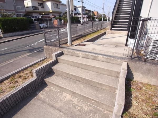 ハイツナカノ エントランス