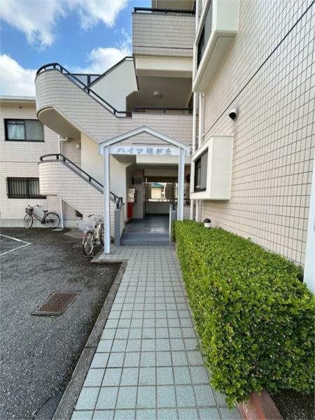 ハイツ旭が丘 エントランス