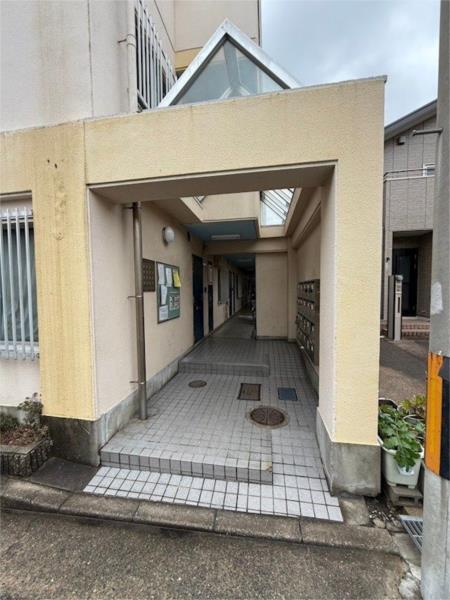 グッドストック東難波 エントランス