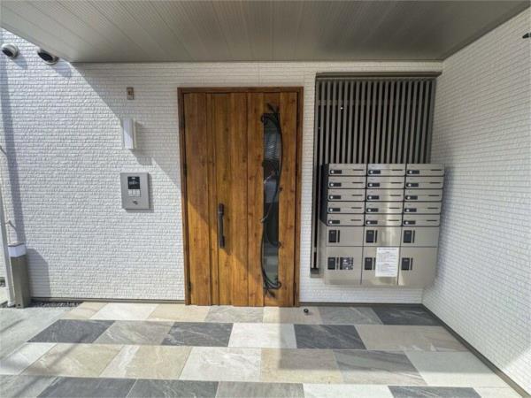 クリエオーレ北伊丹 エントランス