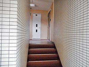ハイツアザレア エントランス